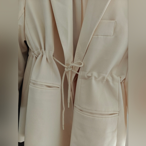 Oak fort front tie Jacket - Picture 3 of 7